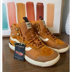 Brand New Vans Ultrarange Exo MTE